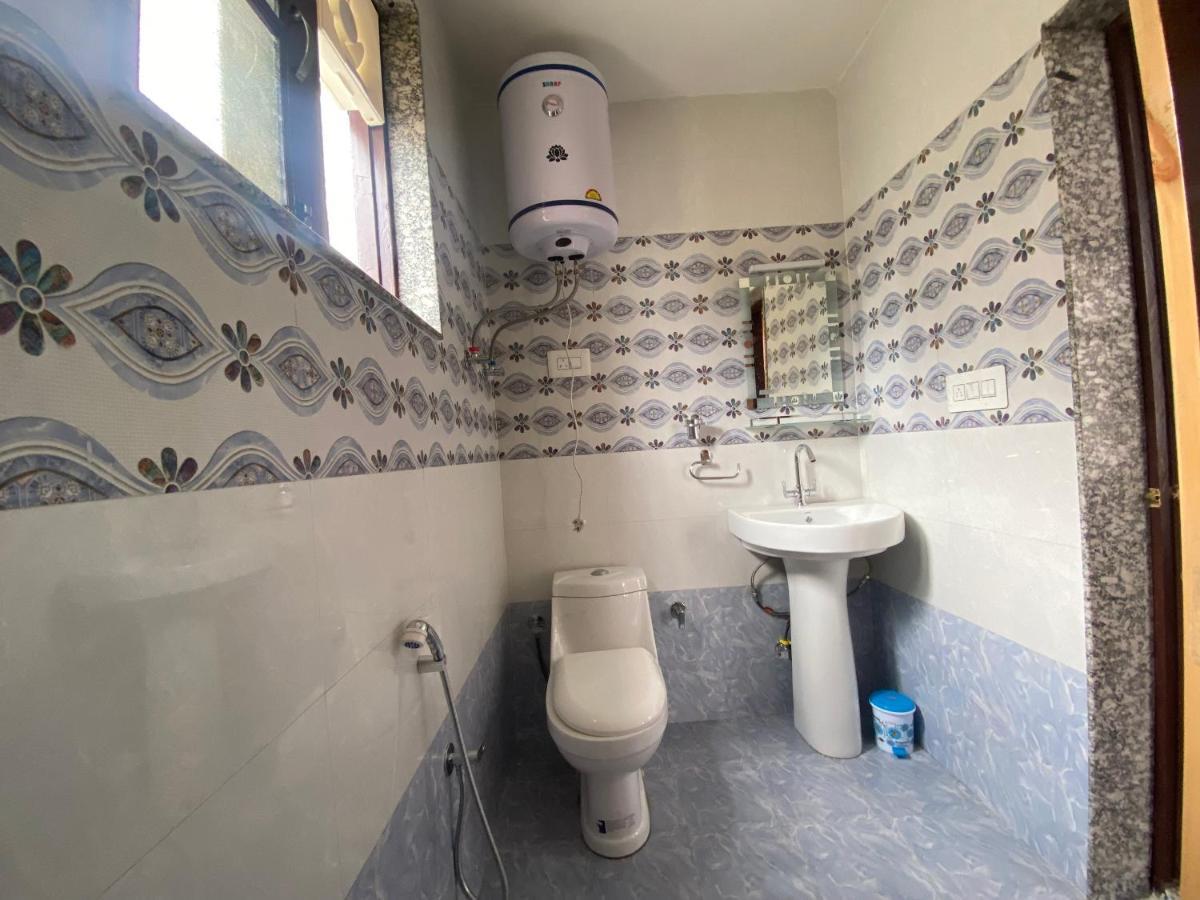 Penthouse Villa Srinagar  Luaran gambar