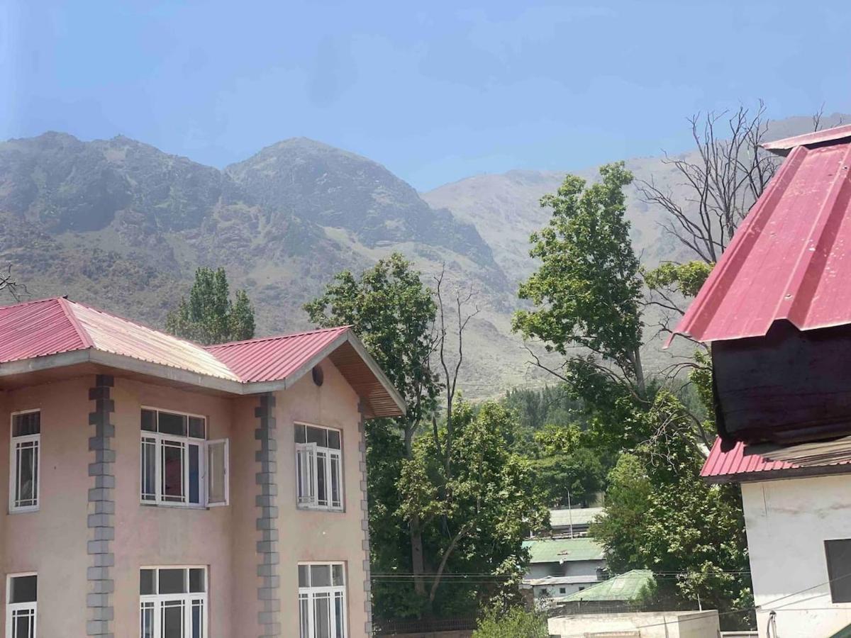 Penthouse Villa Srinagar  Luaran gambar