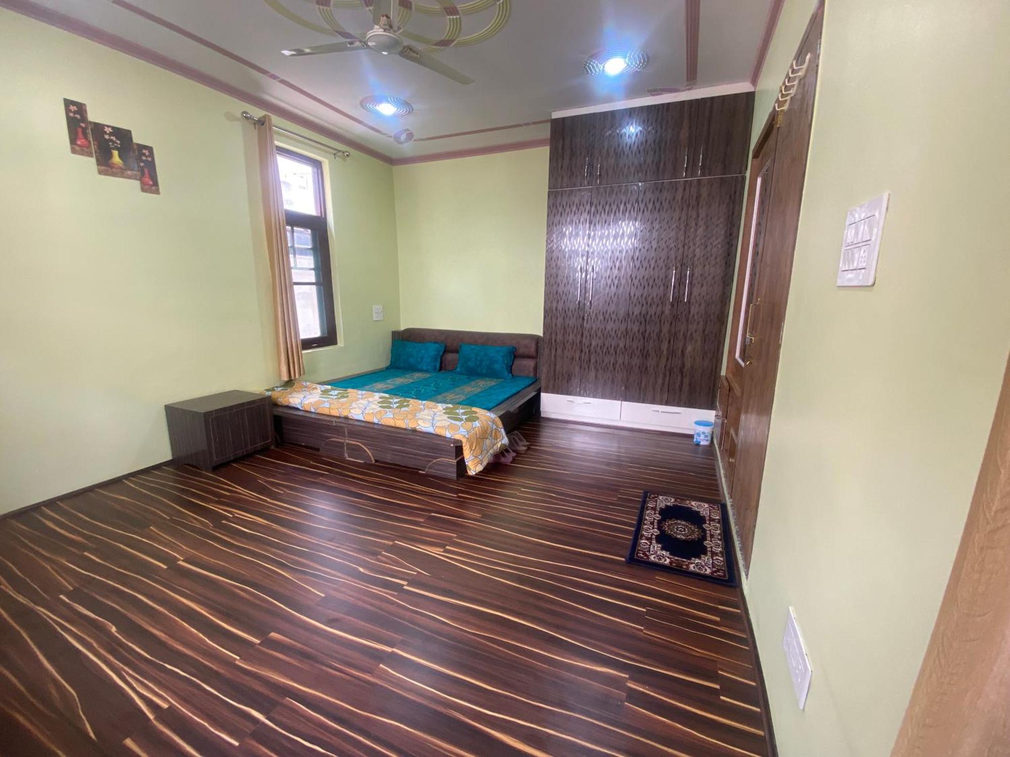 Penthouse Villa Srinagar  Luaran gambar